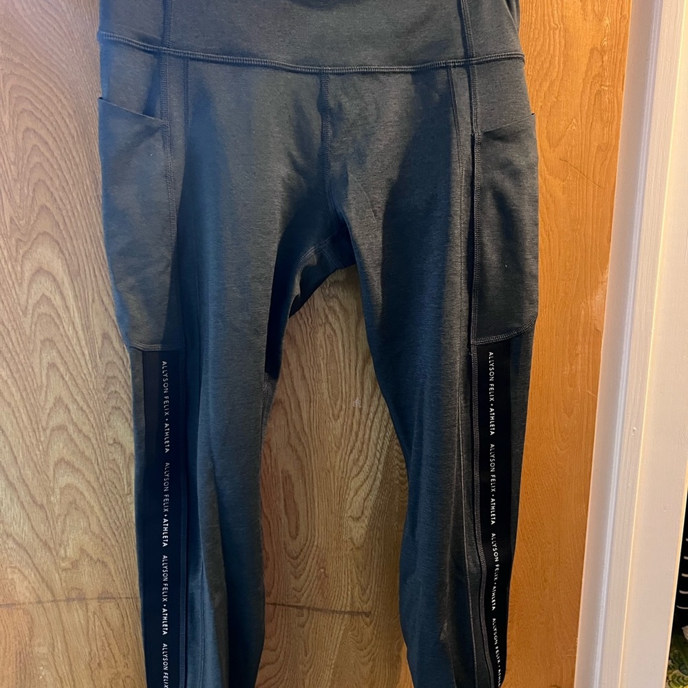 Athlete Allyson Felix Ultimate Stash II Legend 7/8 Legging- 8 Petite